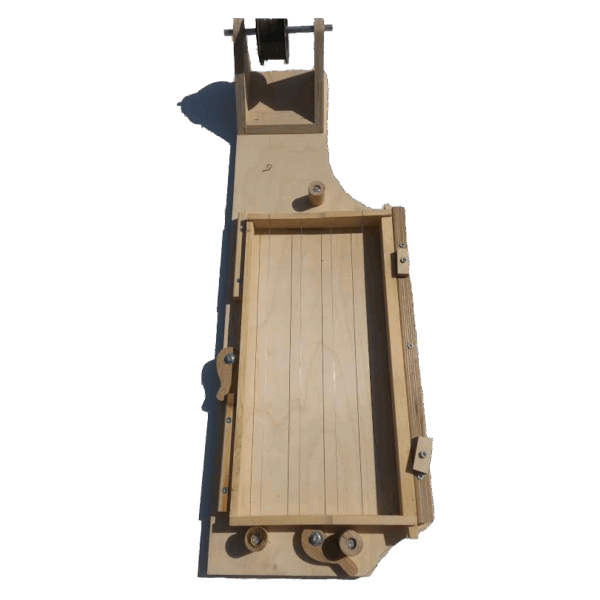 מתקן למתיחת חוטים במסגרת