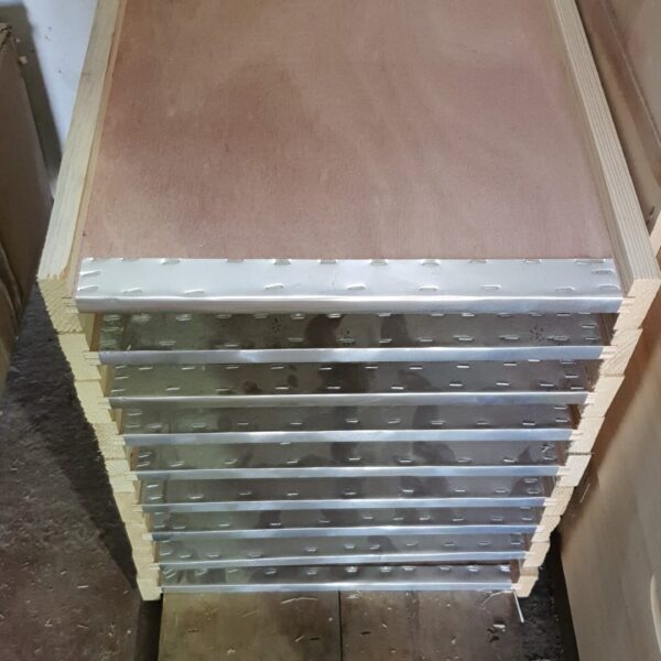 רצפה מסגרת עץ משטח נחיתה ממתכת